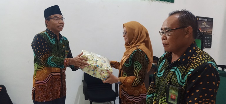 PengTugWakPud 4